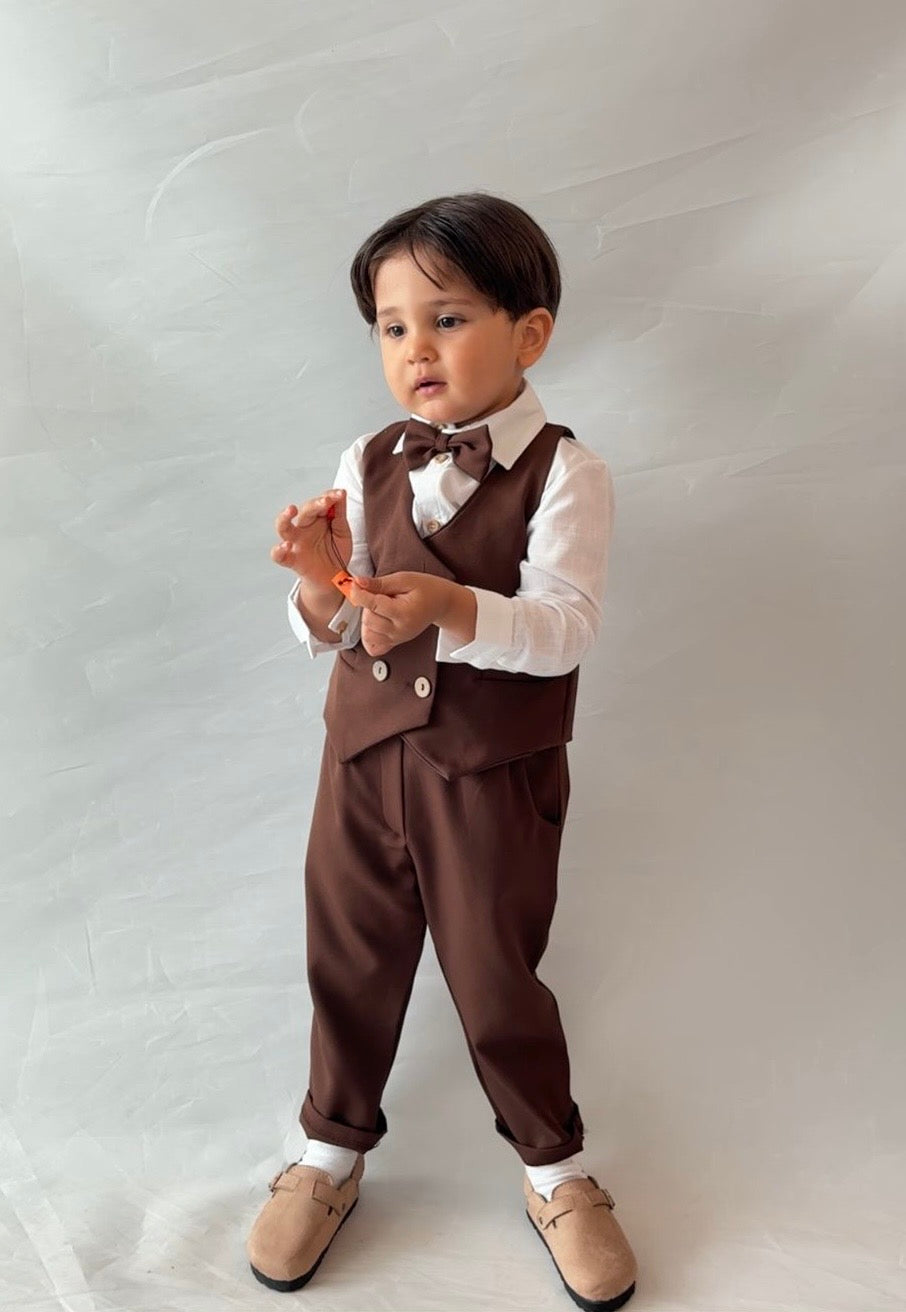 Erkek Çocuk Özel  Gün Pantolon, Gömlek, Papyon ve Yelek Takım