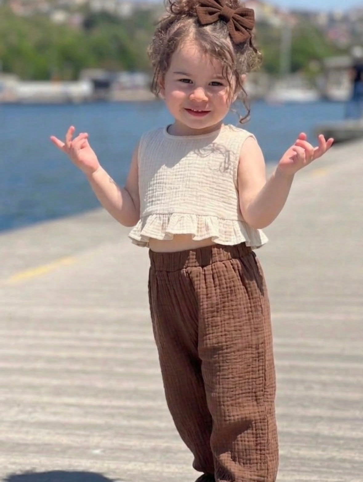 Kız Çocuk Kahverengi Müslin Pantolon & Crop Takım